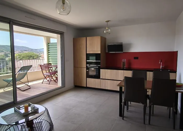 T2 Neuf Avec Piscine A Апартаменти Сент-Максім