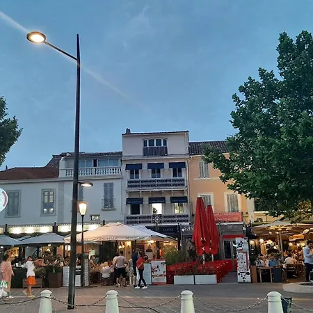 Daire T2 Neuf Avec Piscine A *